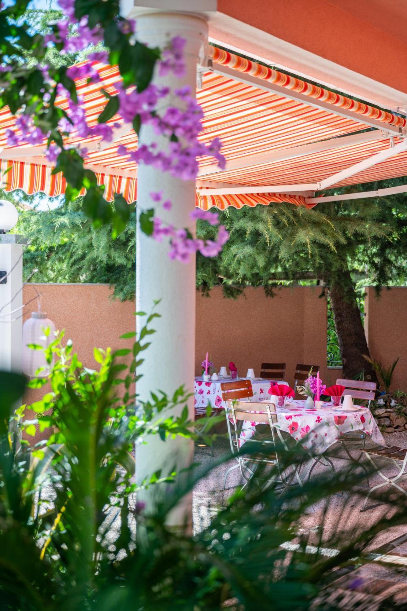 Hotel Villa Vera 2 Fažana Kültér fotó