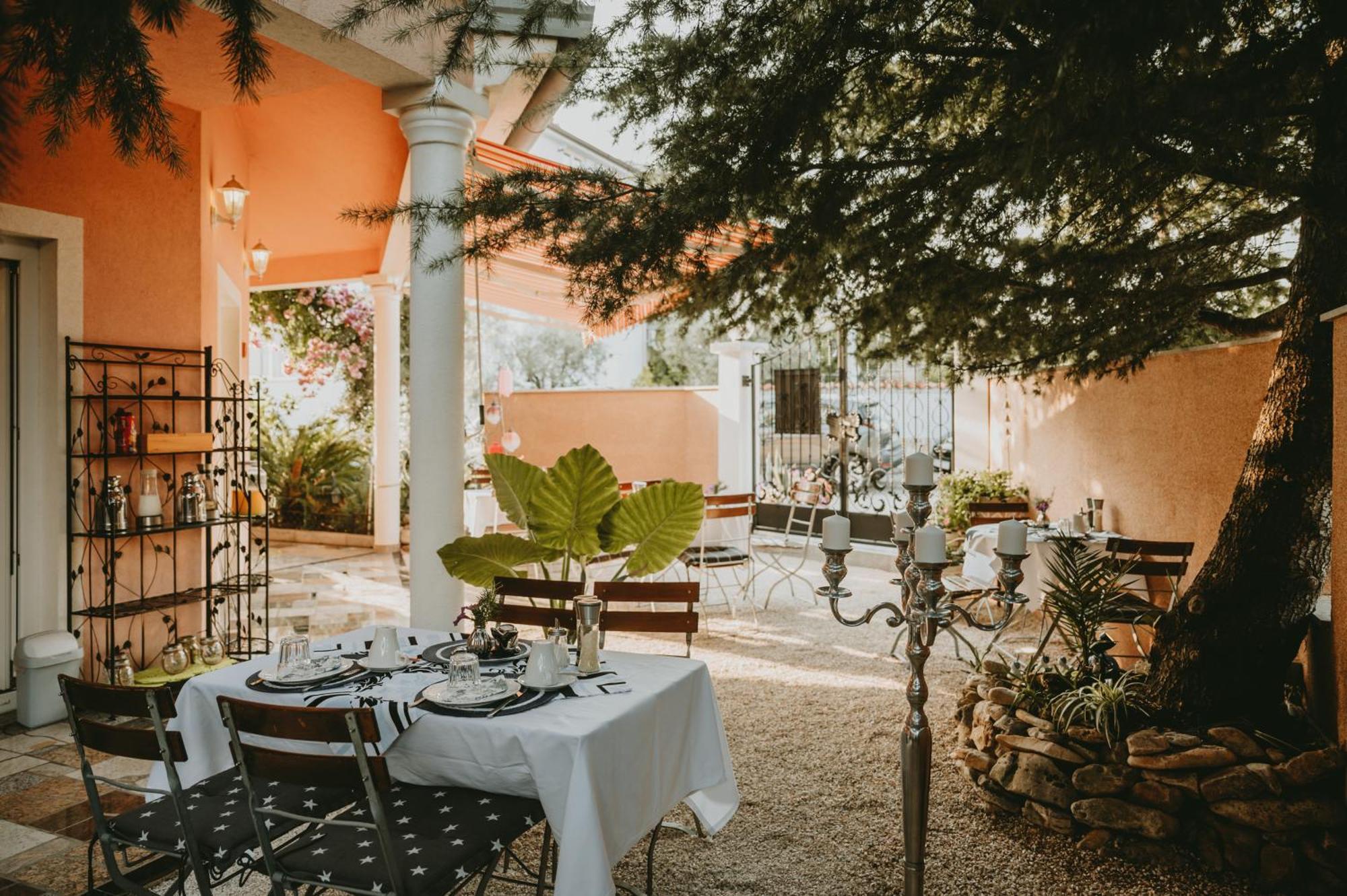 Hotel Villa Vera 2 Fažana Kültér fotó
