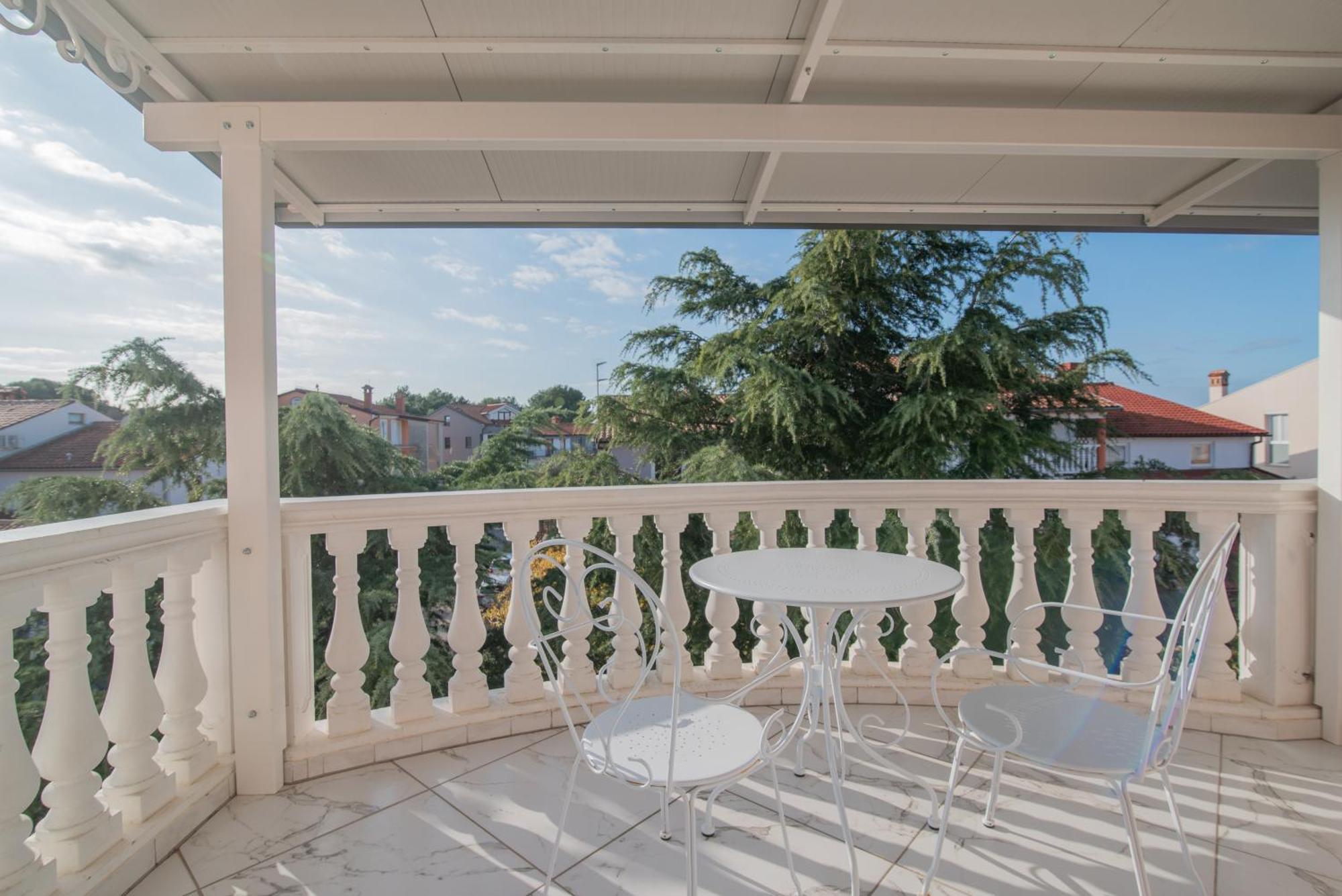 Hotel Villa Vera 2 Fažana Kültér fotó