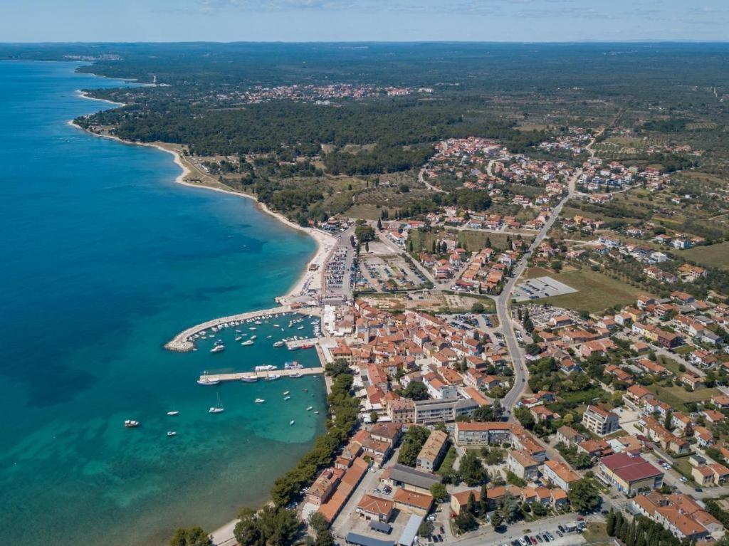 Hotel Villa Vera 2 Fažana Kültér fotó